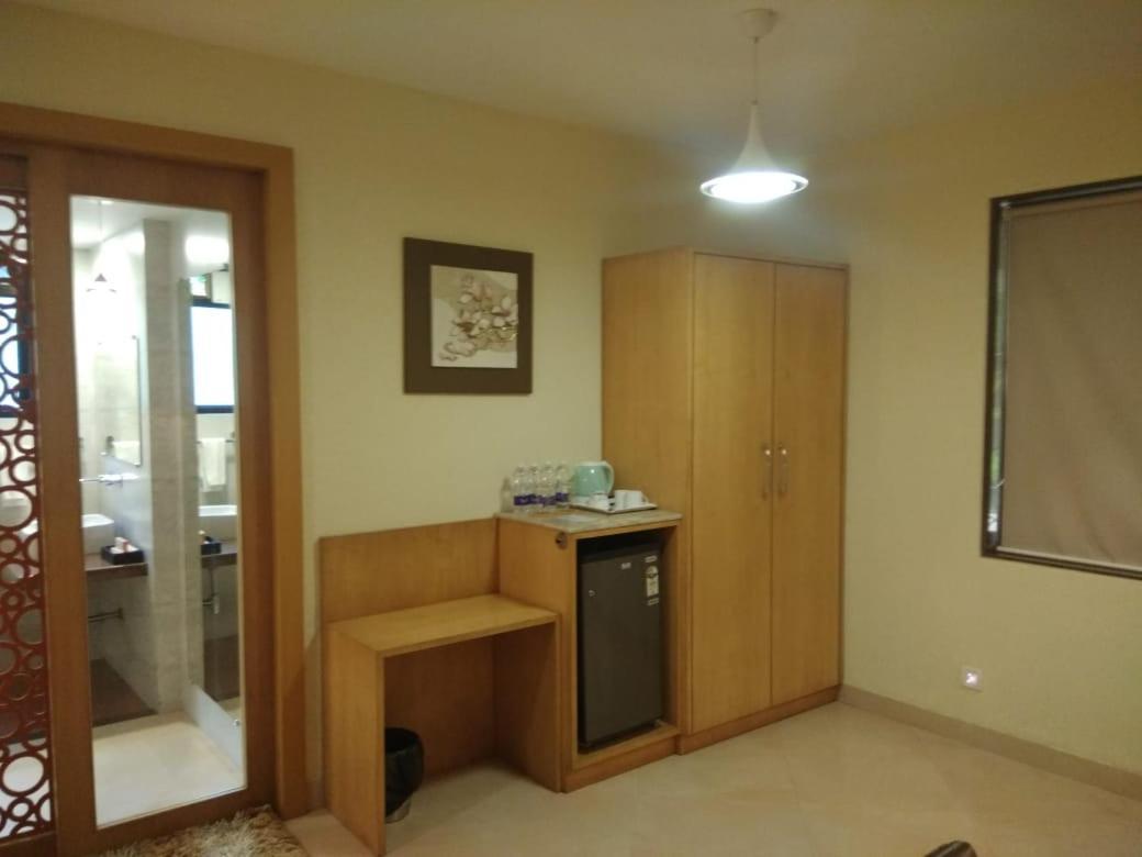 Meritas Seawind Beach Resort, Shrivardhan Luaran gambar