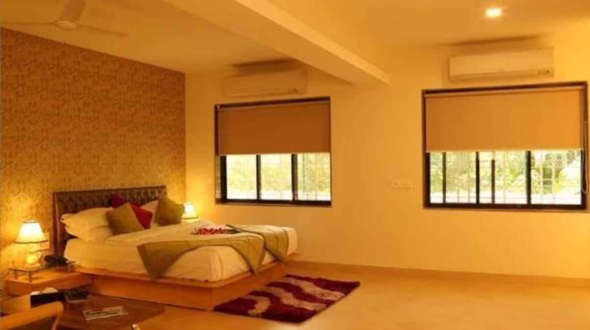 Meritas Seawind Beach Resort, Shrivardhan Luaran gambar